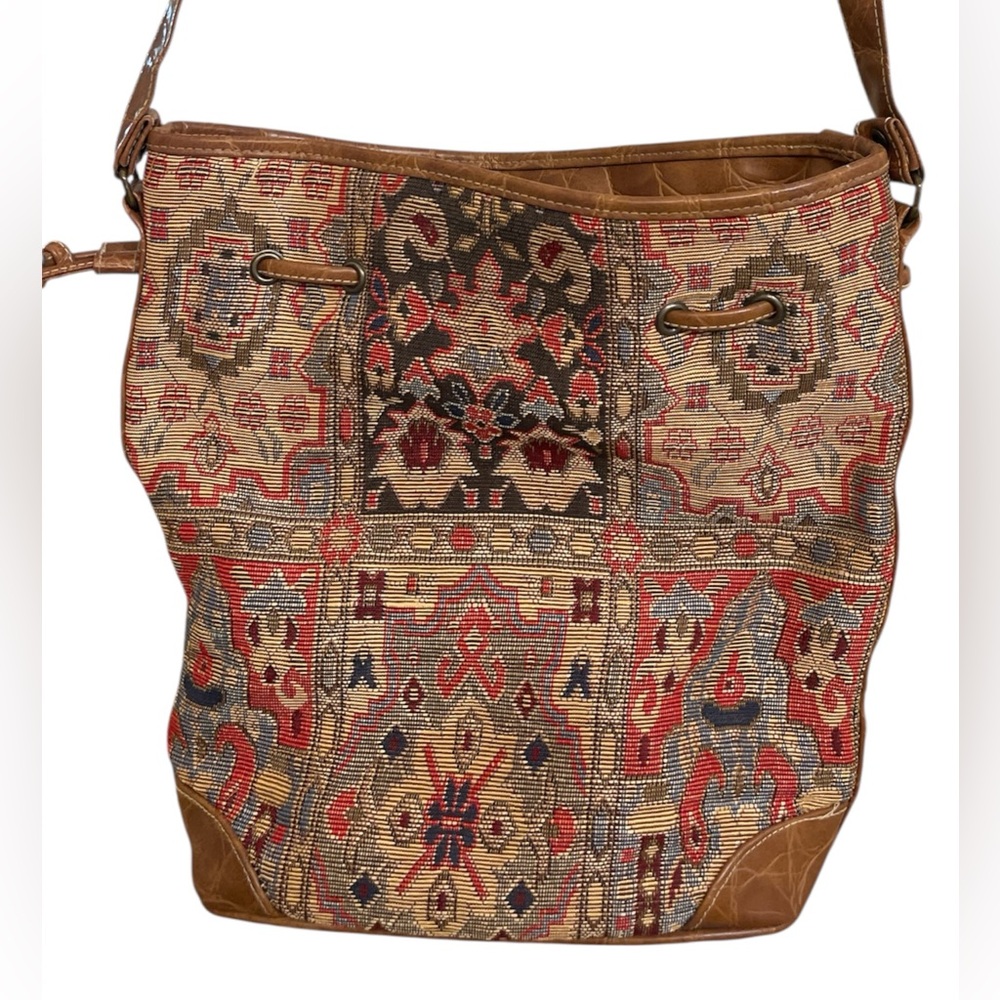 GITANO Tapestry Vintage Bucket Bag